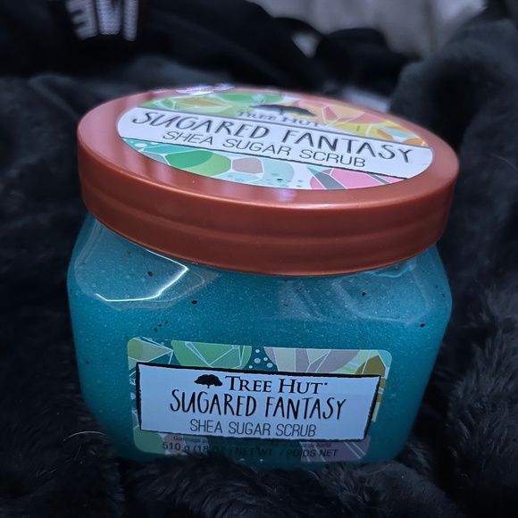 Tree Hut Sugared Fantasy Scrub - Picture 1 of 3